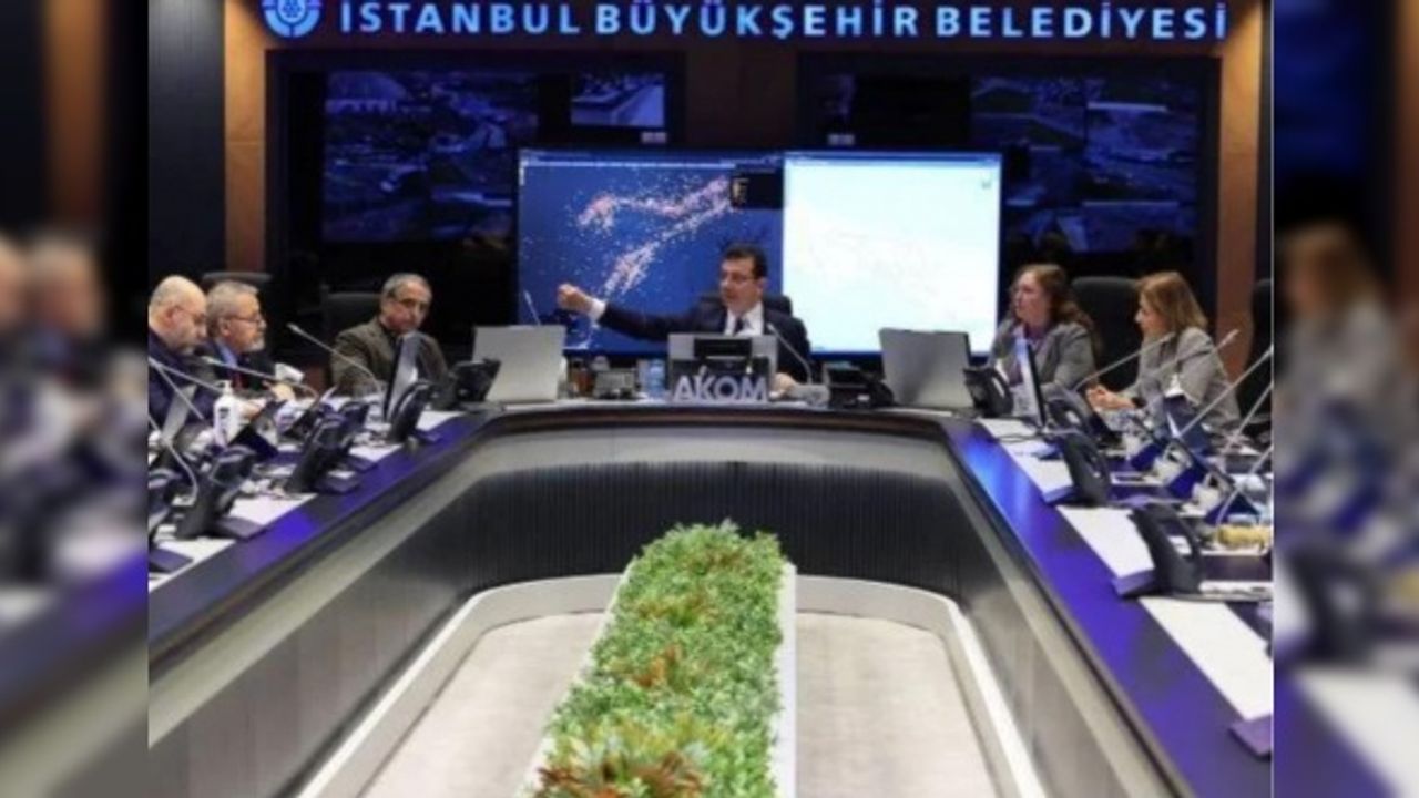 İBB Deprem Bilim Kurulu toplandı: Naci Görür ve Nasuh Mahruki de var