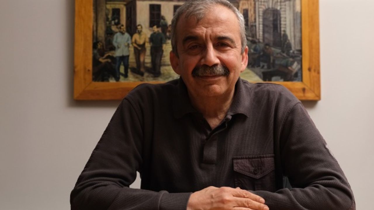 MA / Özgür Paksoy - Ferdi Bayram sordu, Sırrı Süreyya Önder yanıtladı