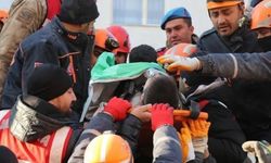 Diyarbakır'da anne ve oğlu 101 saat sonra kurtarıldı