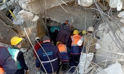 Enkaz altında kalan çocuk 158 saat sonra kurtarıldı