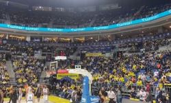 Fenerbahçe’nin basketbol maçında da ‘hükümet istifa’ sloganı