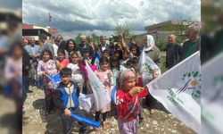 Kozluk köy ziyaretleri: Hedefimiz belli, bir oy Yeşil Sol’a, bir oy Kılıçdaroğlu’na