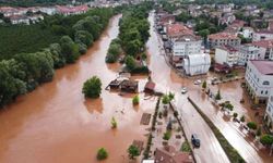 Yerlikaya açıkladı: Selde 3 kişi hayatını kaybetti