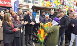 DEM Partili adaylar birçok kentte halkla buluştu