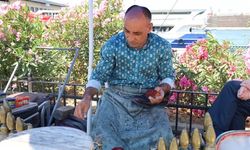 Yeni ayakkabı alamayanlar eskisini tamir ettiriyor