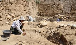 9 bin yıllık höyükte Hitit dönemi sur izlerine rastlandı