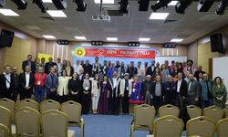 Kürt yazarlar: Çözüm için Kürtçe resmi dil statü