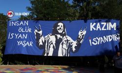 Şair Ceketli Çocuk: 20 yıl geçti, elinden gitarı düşmedi