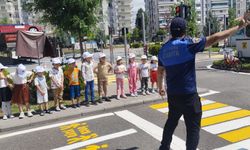 Kayapınar Belediyesi’nden Miniklere Trafik Eğitimi