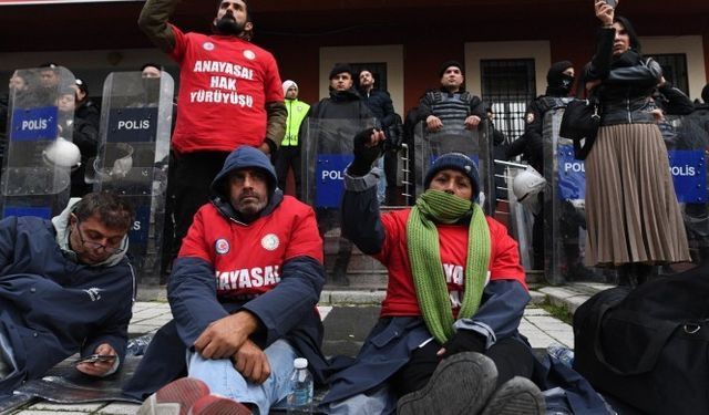 Polonez işçilerinin eylemi sürüyor