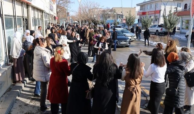 Gürpınar'da Destar Kadın Dinlenme Evi’nin açılışı yapıldı