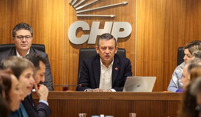 Özel, CHP'nin yol haritasını ilan edecek