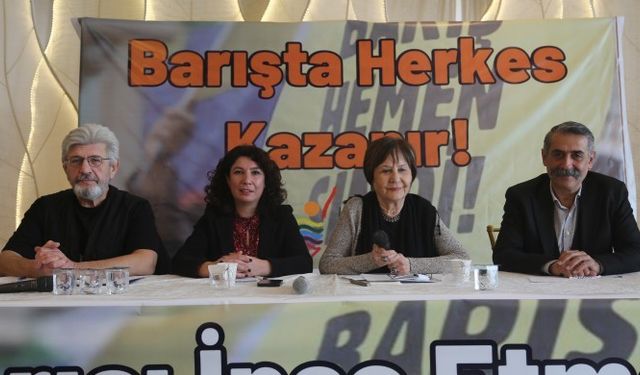 Konya'da ‘Barışı inşa etmek’ paneli yapıldı