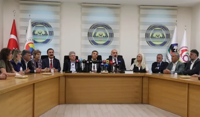 Amed'de İş insanlarından 'süreç' açıklaması