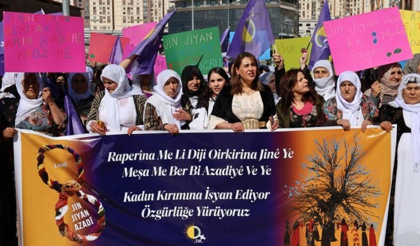 Amed ve Botanlı kadınlardan 8 Mart etkinliği