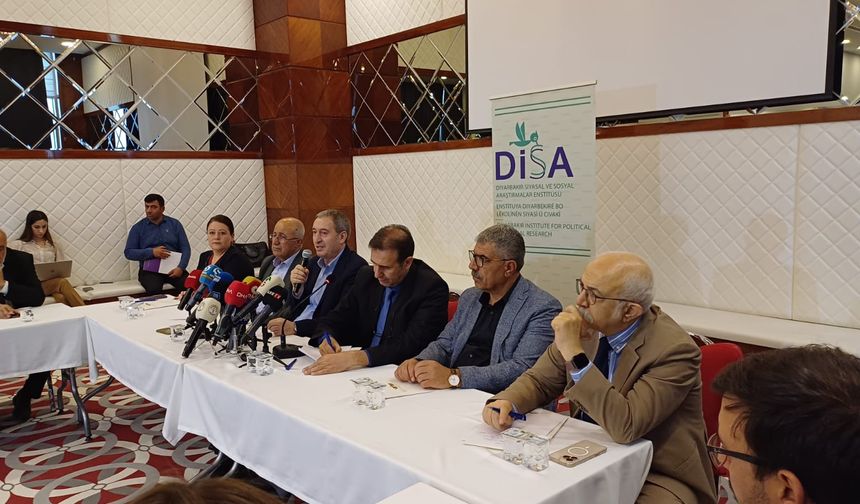Bakırhan: Sayın Öcalan’ın kendisi Türkiye çözümü diyor